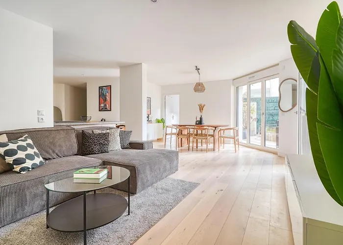 Luxueux Appartement Paris Proche Tour Eiffel Champs Elysees La Defense