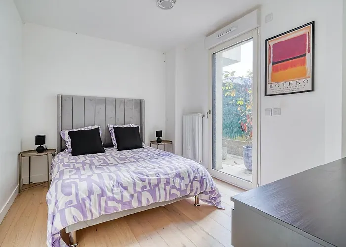 Luxueux Appartement Paris Proche Tour Eiffel Champs Elysees La Defense