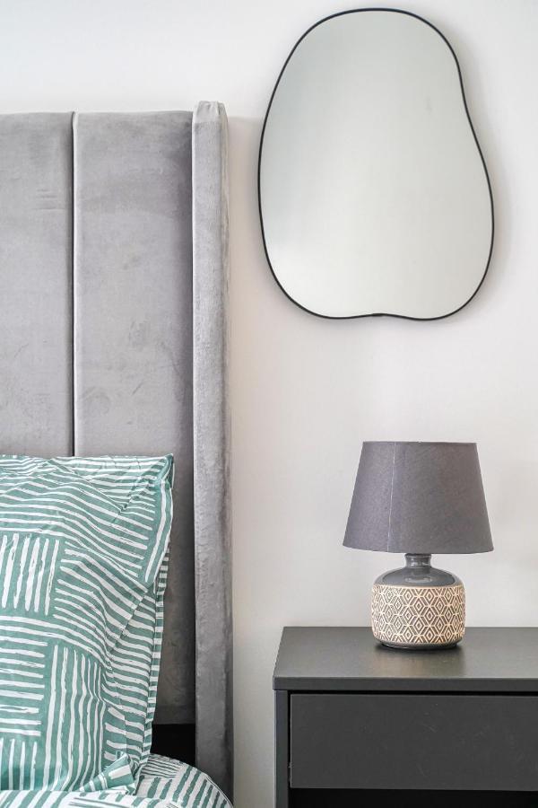 Apartment Luxueux Paris Proche Tour Eiffel Champs Elysees La Defense