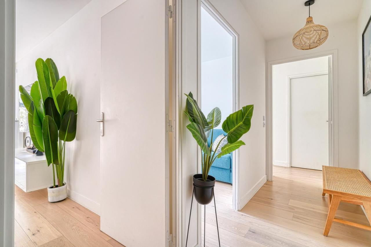 Luxueux Paris Proche Tour Eiffel Champs Elysees La Defense Apartment Puteaux