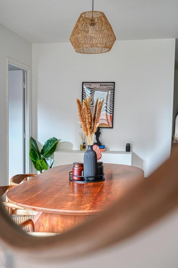 Luxueux Paris Proche Tour Eiffel Champs Elysees La Defense Apartment Puteaux
